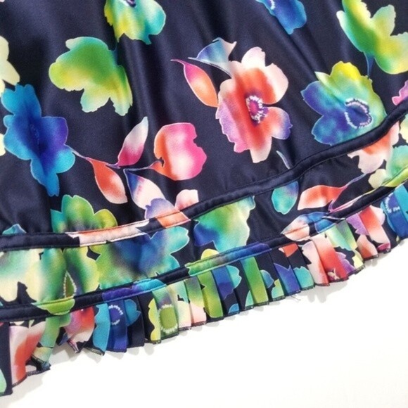 Jessica Simpson Sleeveless Dress - Picture 2 of 8